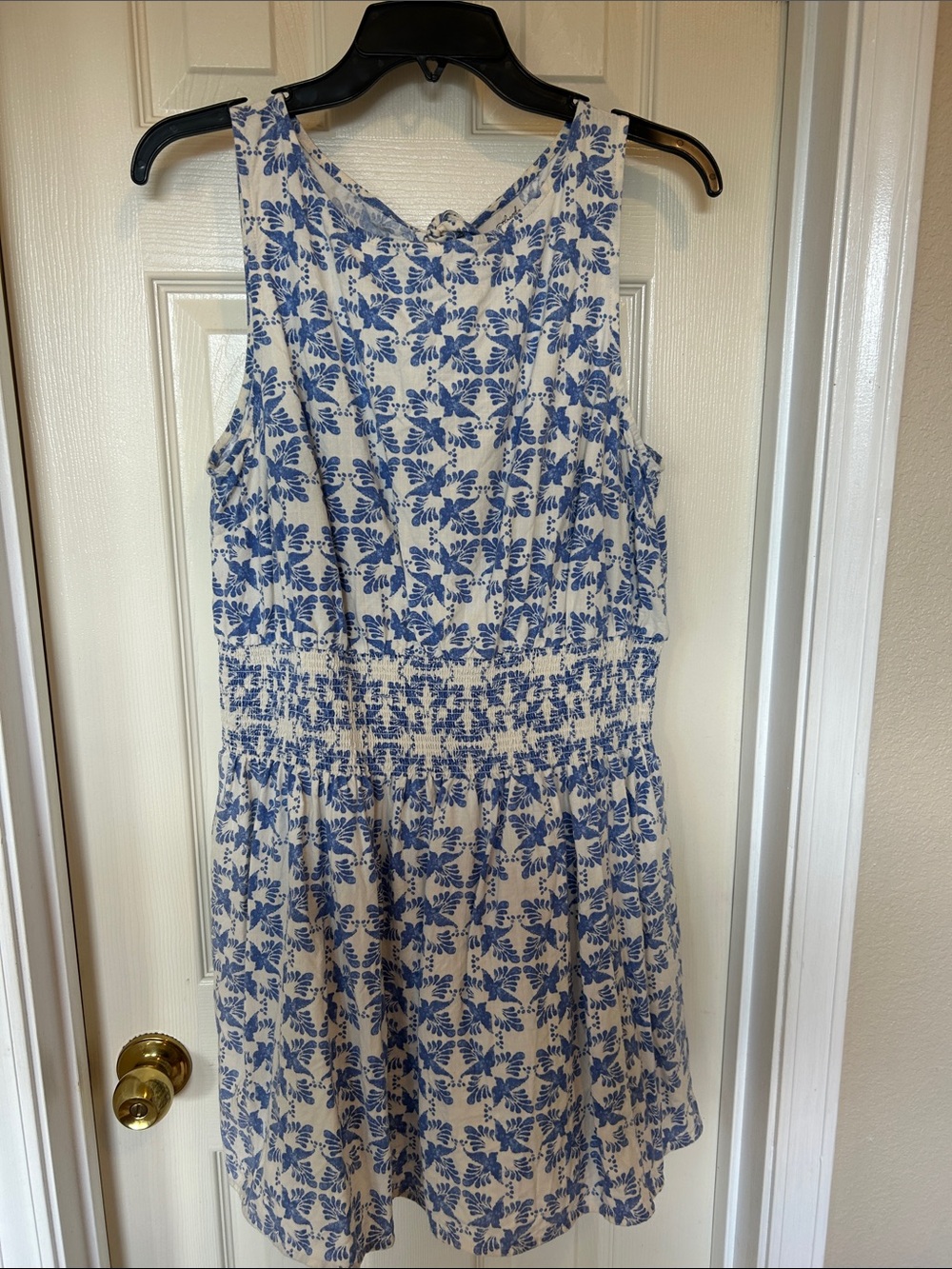 Universal threads Smocked Waist Women’s Dress